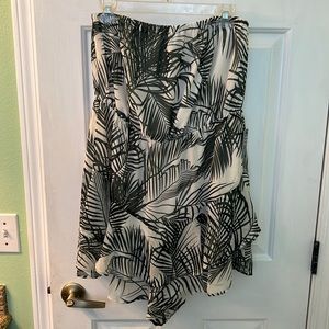 Express romper palm leaves